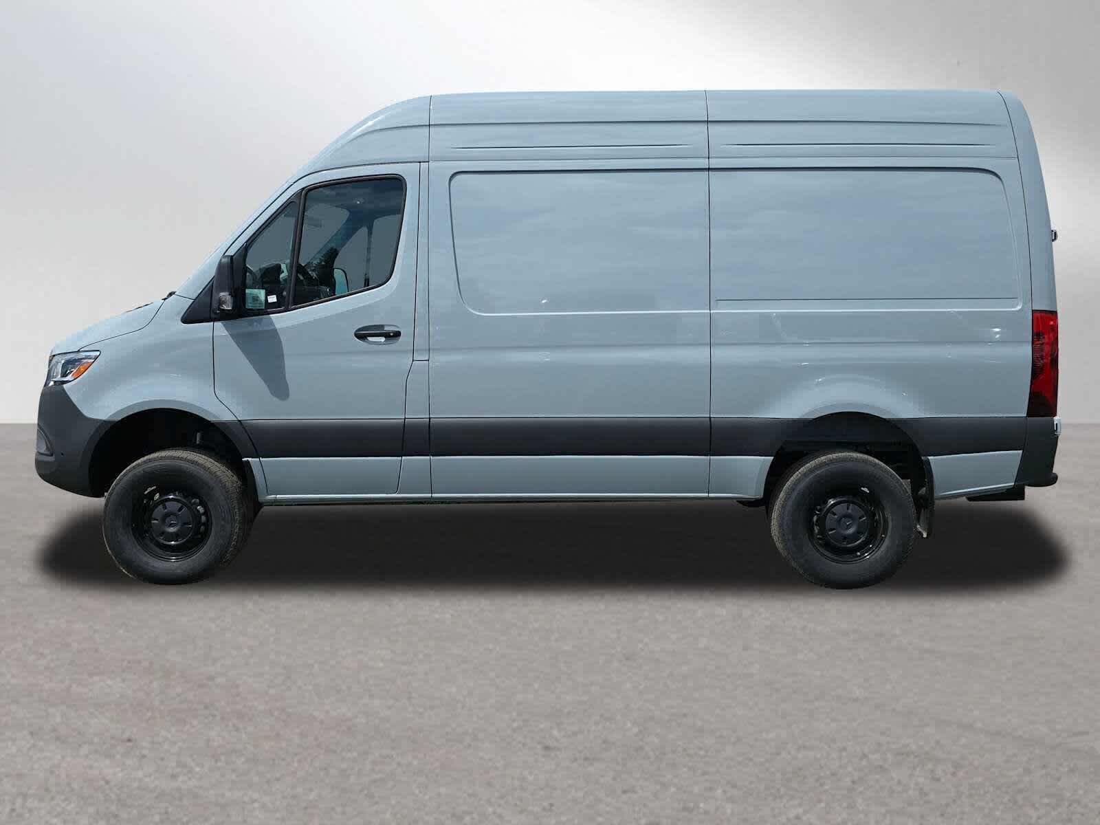 2025 Mercedes-Benz Sprinter Cargo Van 2500 Standard Roof I4 Diesel HO 144 AWD