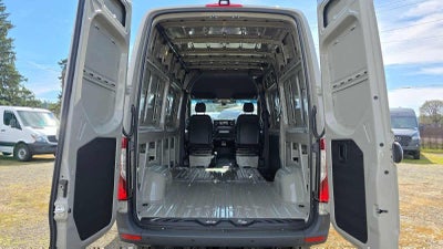 2026 Mercedes-Benz Sprinter 2500 Standard Roof I4 Diesel HO 144 AWD