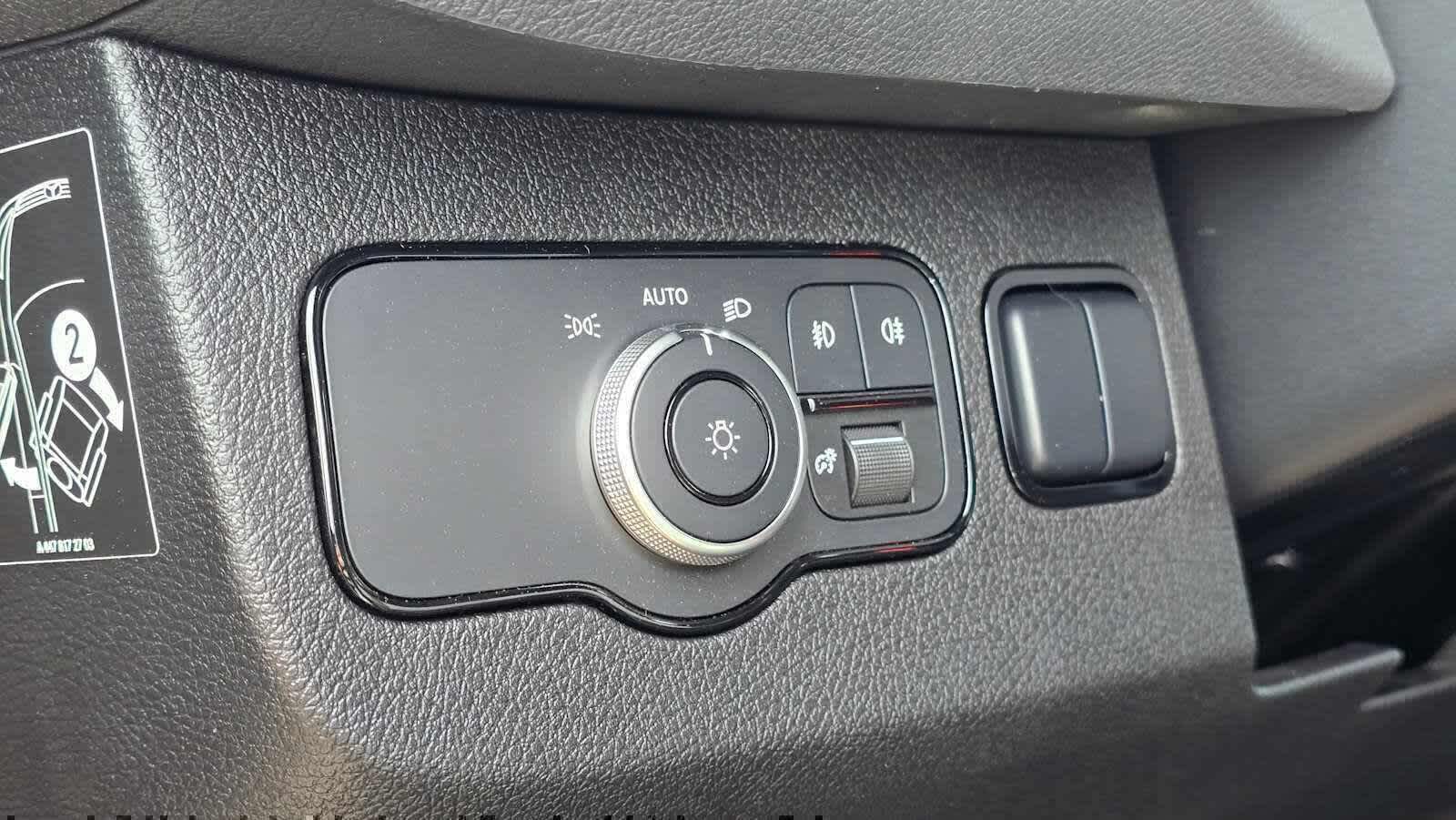 2026 Mercedes-Benz Sprinter 2500 Standard Roof I4 Diesel HO 144 AWD