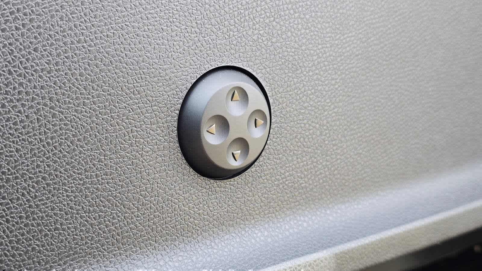 2026 Mercedes-Benz Sprinter 2500 Standard Roof I4 Diesel HO 144 AWD