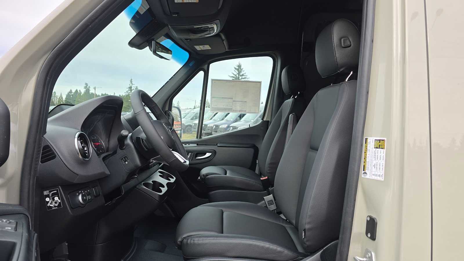 2026 Mercedes-Benz Sprinter 2500 Standard Roof I4 Diesel HO 144" AWD