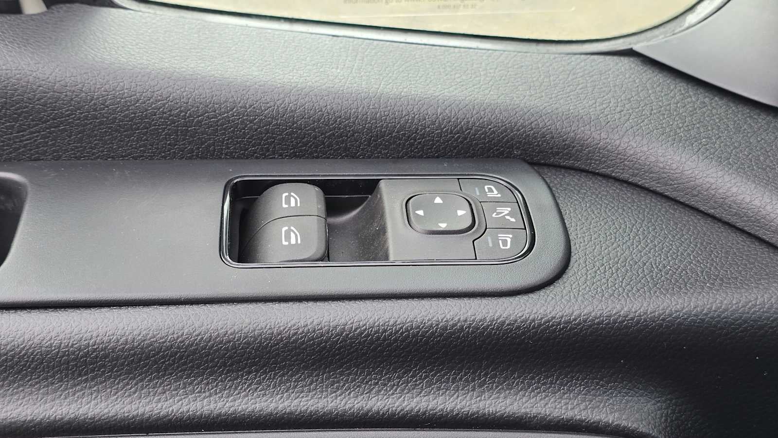 2026 Mercedes-Benz Sprinter 2500 Standard Roof I4 Diesel HO 144" AWD