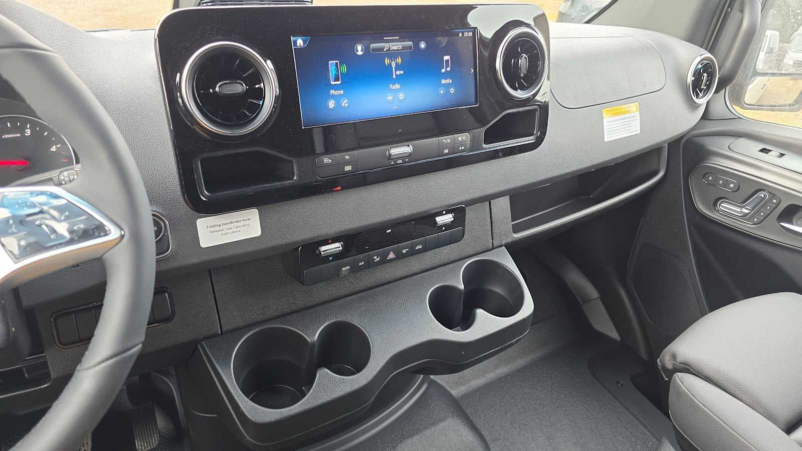 2026 Mercedes-Benz Sprinter 2500 Standard Roof I4 Diesel HO 144" AWD