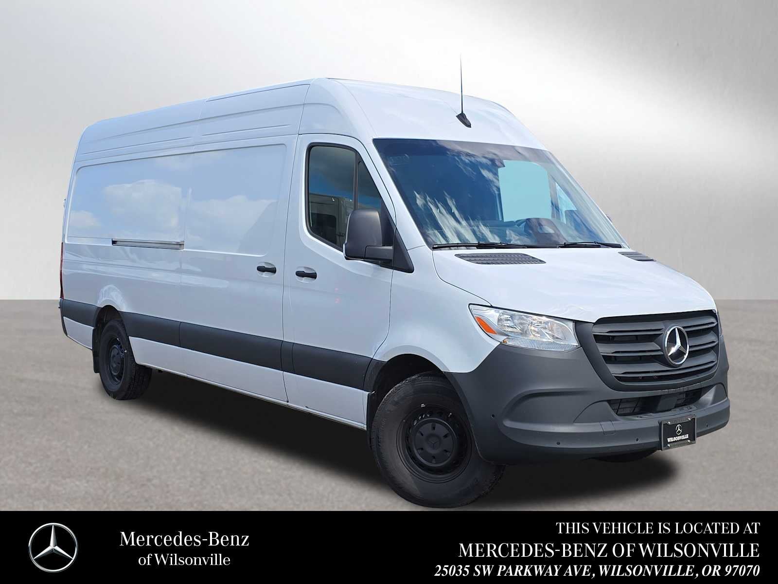 2025 Mercedes-Benz Sprinter Cargo Van 2500 High Roof I4 Diesel HO 170 RWD