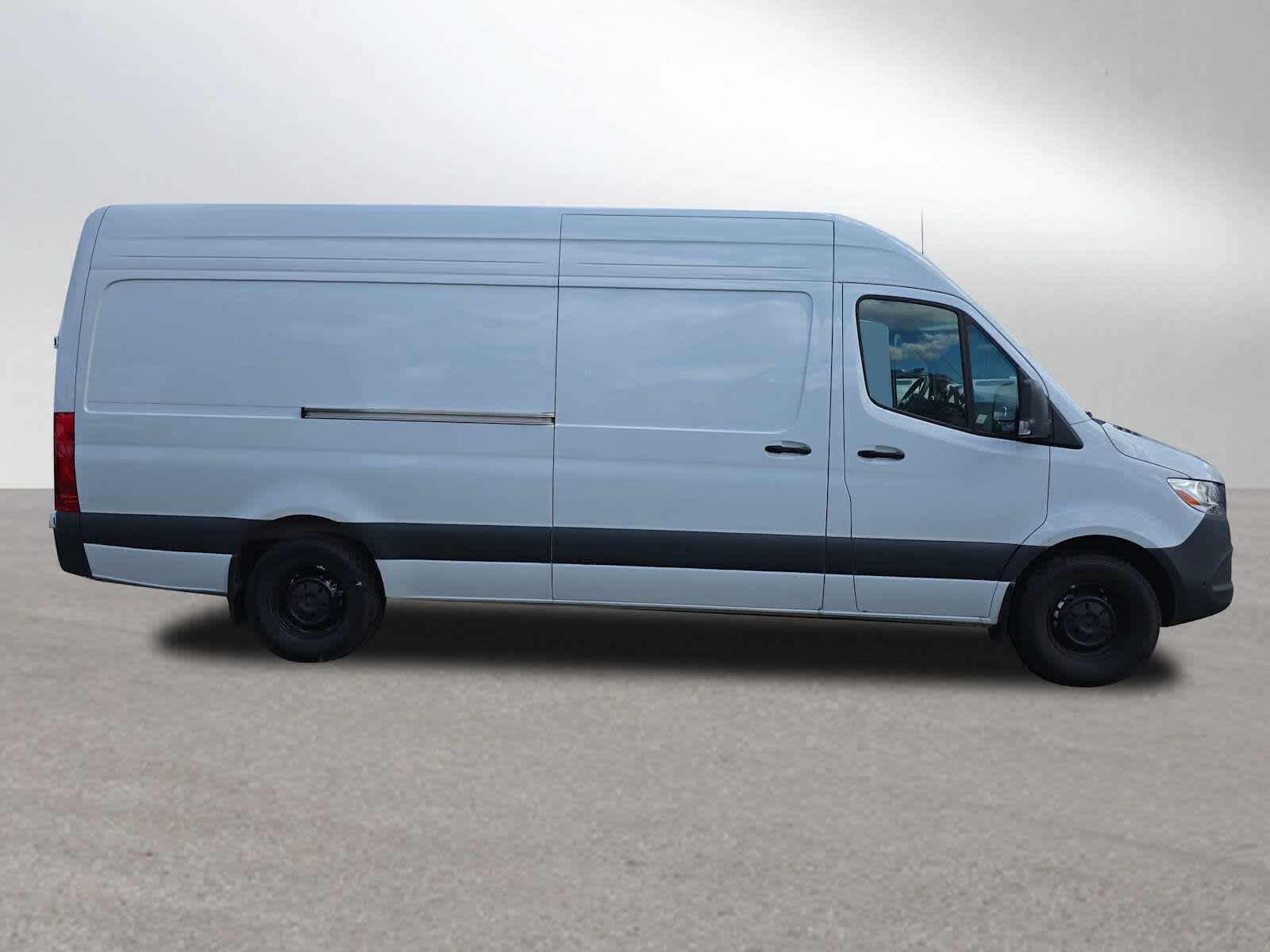 2025 Mercedes-Benz Sprinter Cargo Van 2500 High Roof I4 Diesel HO 170 RWD