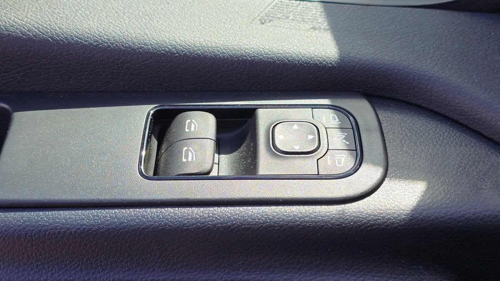 2025 Mercedes-Benz Sprinter Cargo Van 2500 High Roof I4 Diesel HO 170 RWD