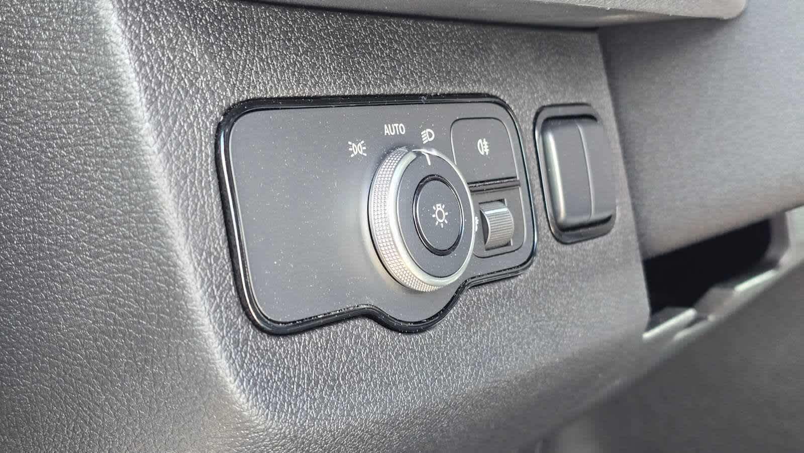 2025 Mercedes-Benz Sprinter Cargo Van 2500 High Roof I4 Diesel HO 170 RWD