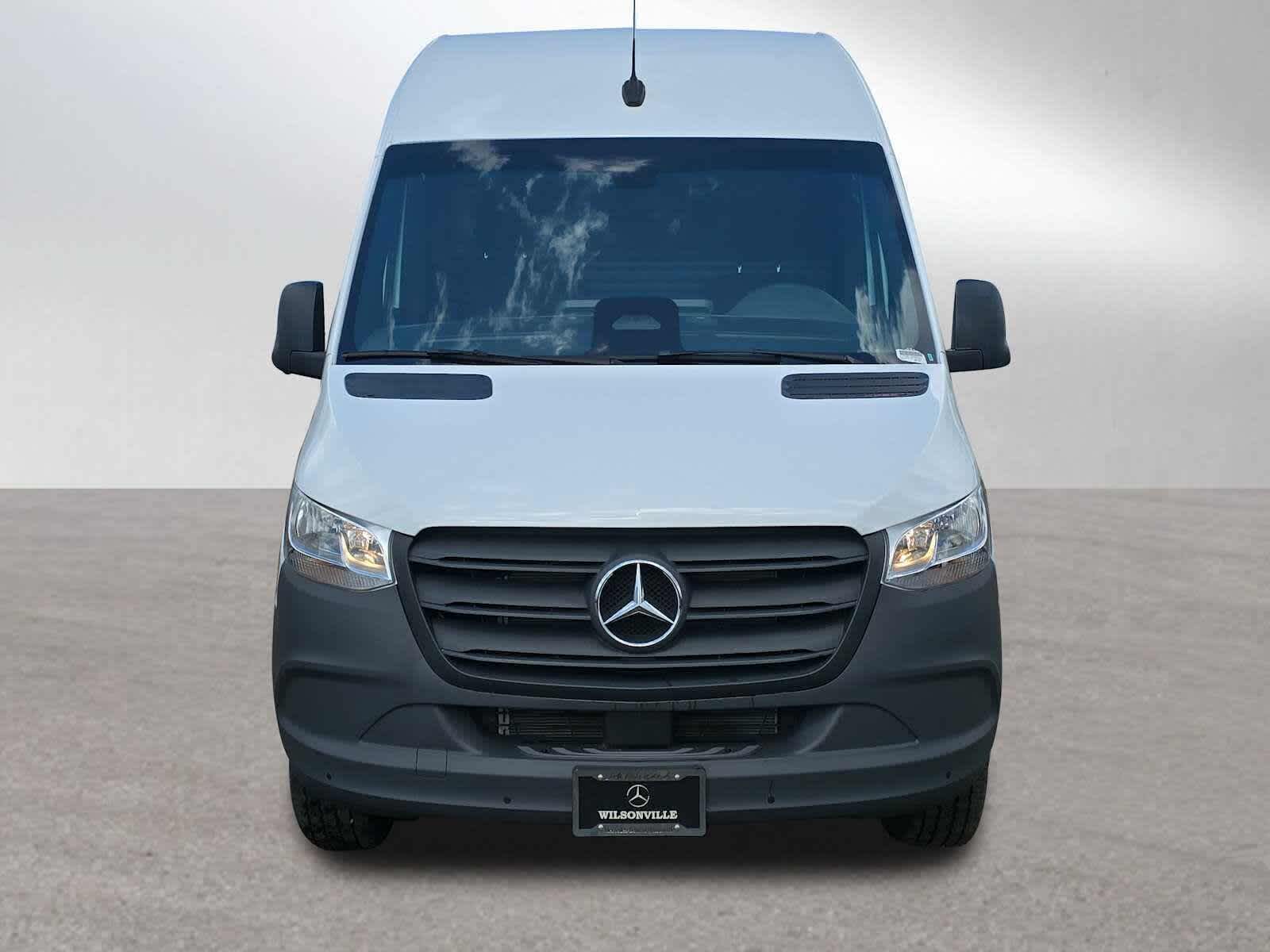 2025 Mercedes-Benz Sprinter Cargo Van 2500 High Roof I4 Diesel HO 170 RWD