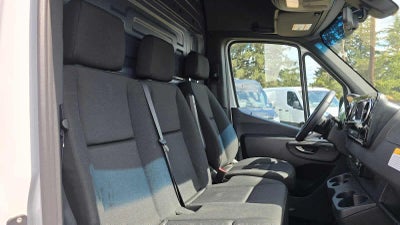 2025 Mercedes-Benz Sprinter Cargo Van 2500 High Roof I4 Diesel HO 170 RWD