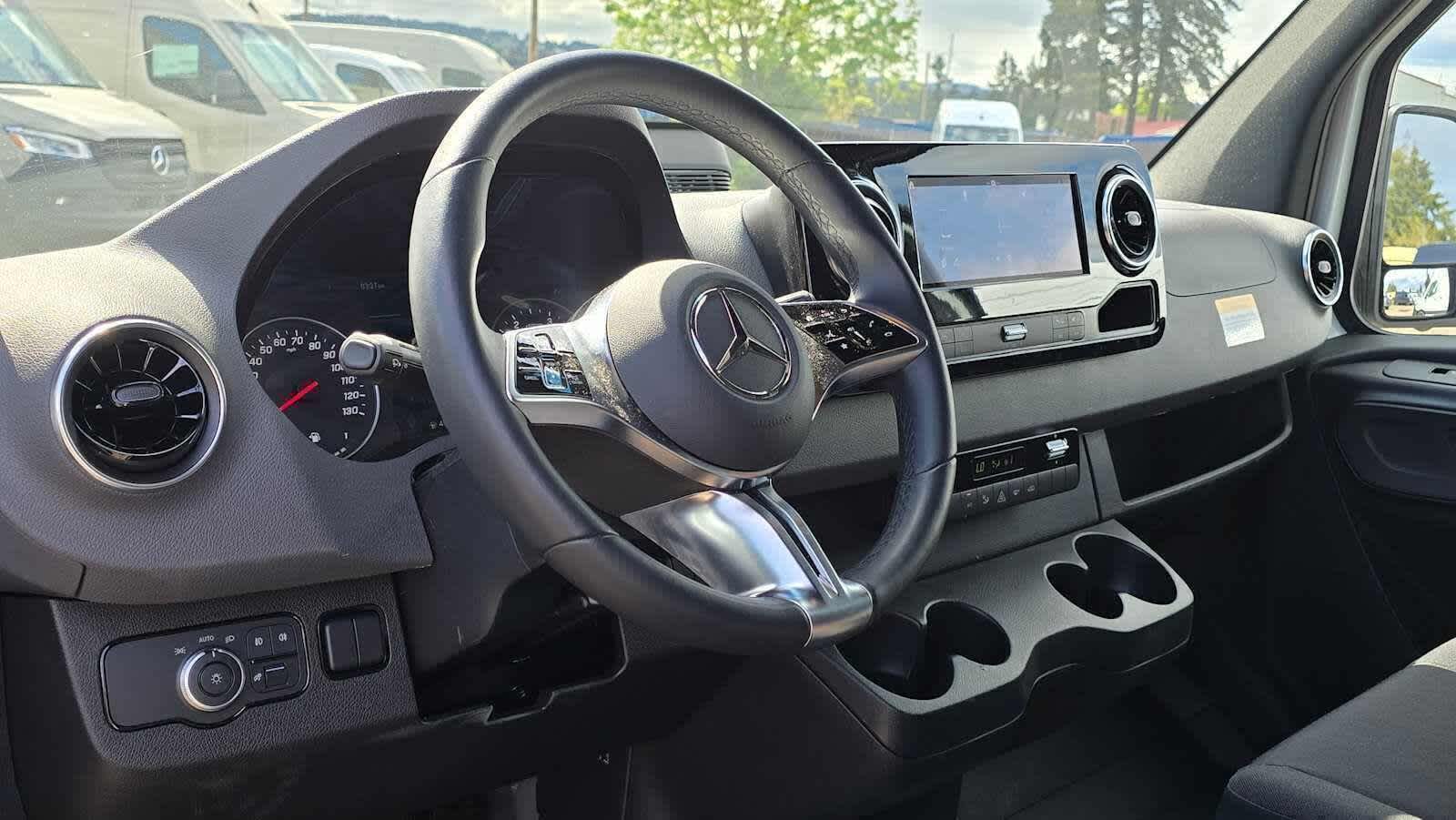 2025 Mercedes-Benz Sprinter Cargo Van 2500 High Roof I4 Diesel HO 170 RWD