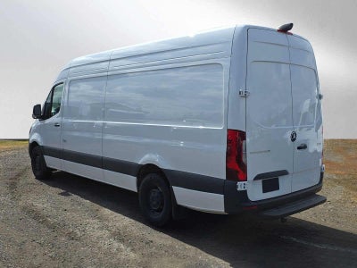 2025 Mercedes-Benz Sprinter Cargo Van 2500 High Roof I4 Diesel HO 170 RWD
