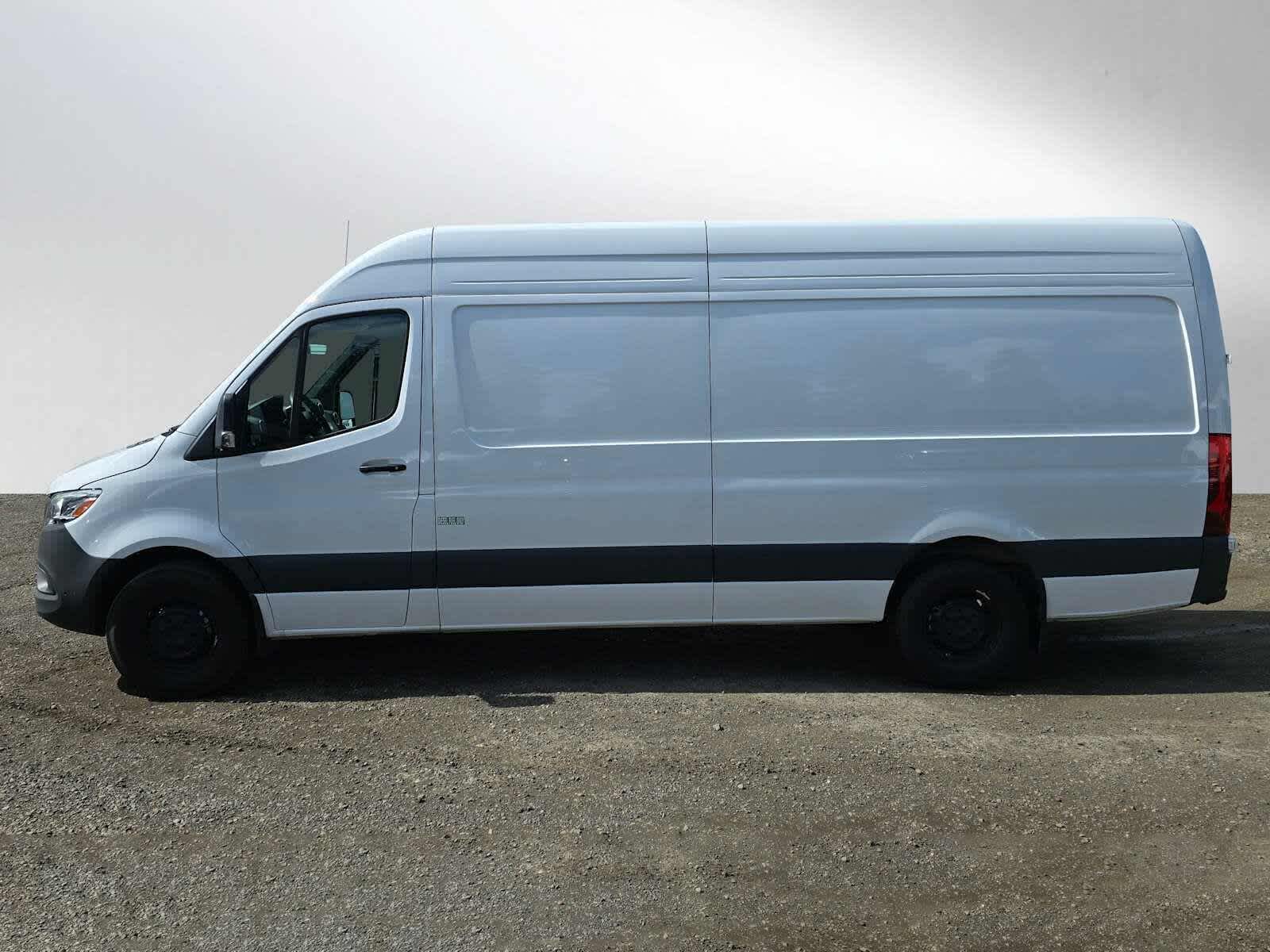 2025 Mercedes-Benz Sprinter Cargo Van 2500 High Roof I4 Diesel HO 170 RWD