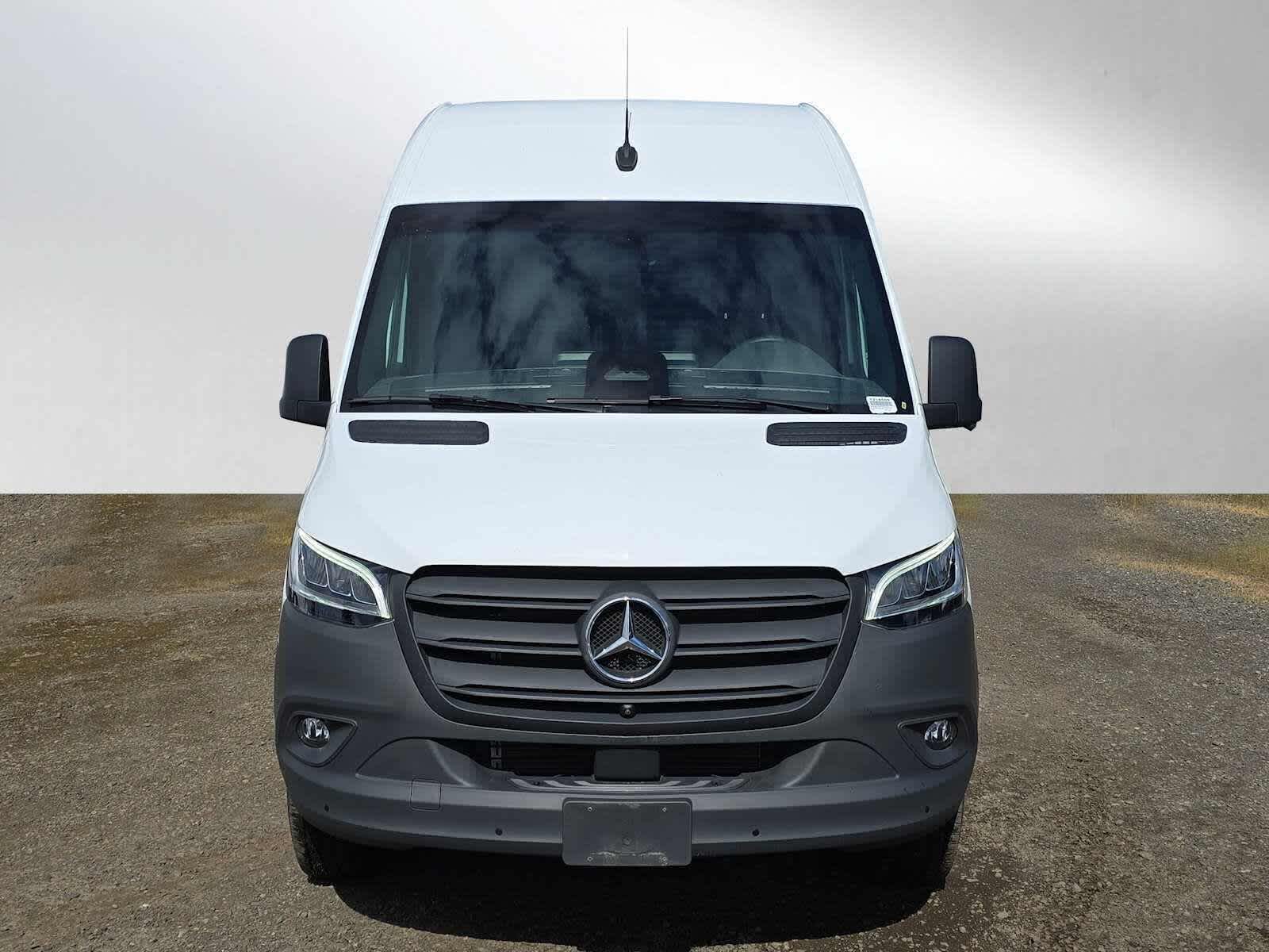 2025 Mercedes-Benz Sprinter Cargo Van 2500 High Roof I4 Diesel HO 170 RWD