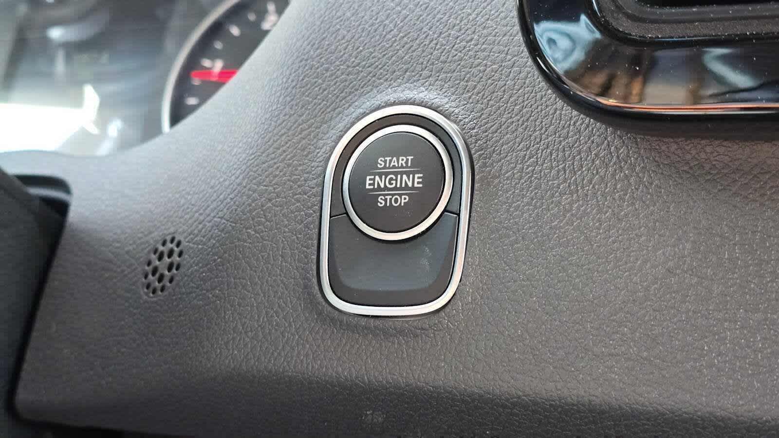 2025 Mercedes-Benz Sprinter Cargo Van 2500 High Roof I4 Diesel HO 170 RWD