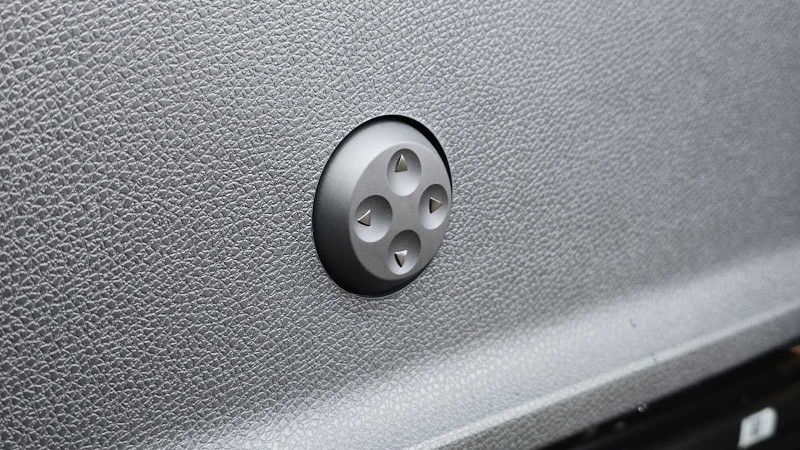 2026 Mercedes-Benz Sprinter 2500 High Roof I4 Diesel HO 170" AWD