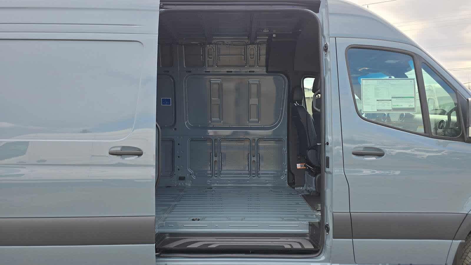 2026 Mercedes-Benz Sprinter 2500 High Roof I4 Diesel HO 170 AWD