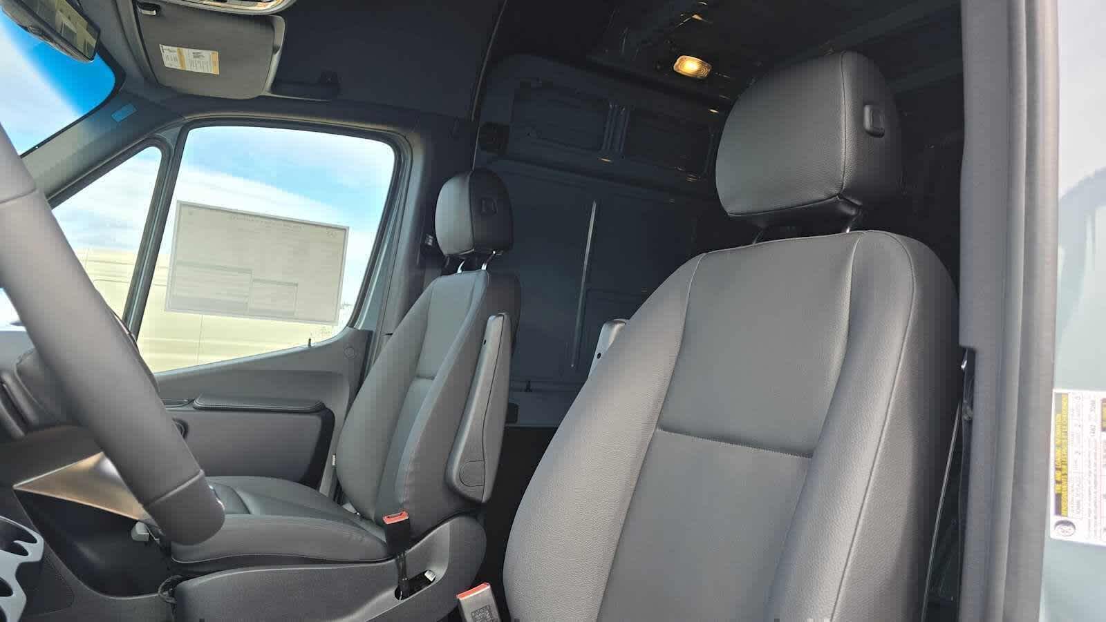 2026 Mercedes-Benz Sprinter 2500 High Roof I4 Diesel HO 170 AWD