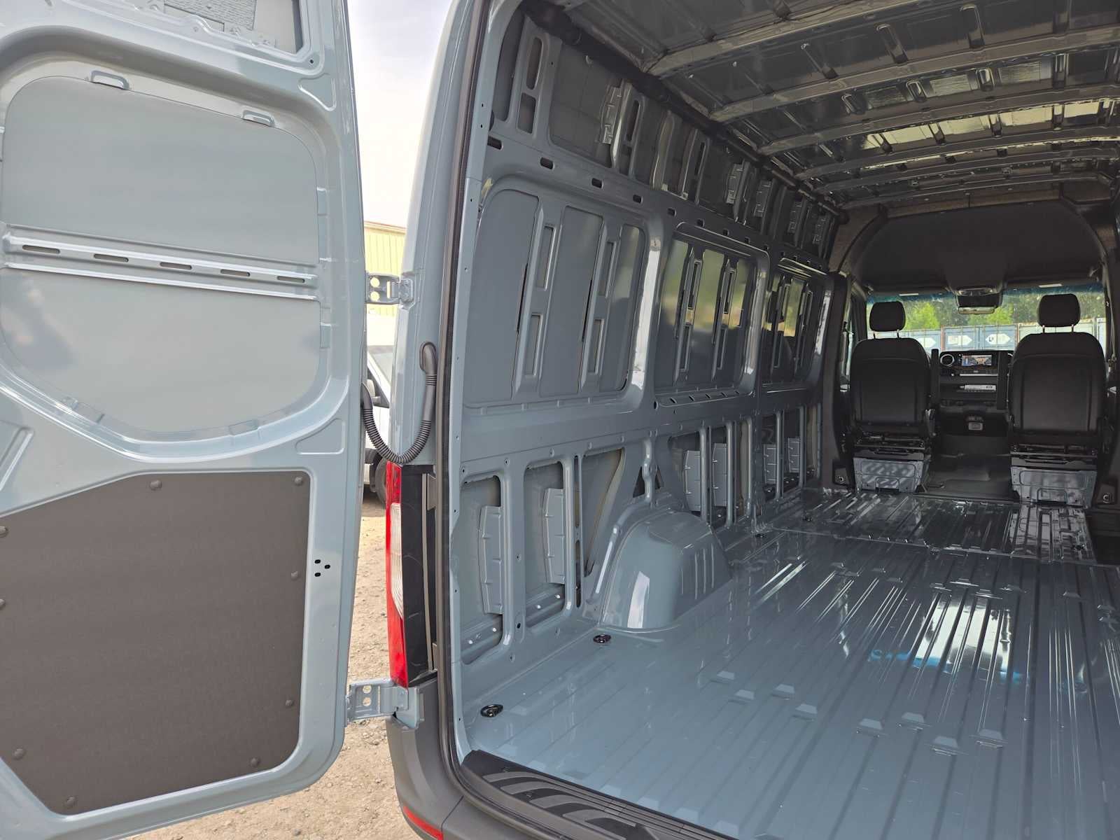 2026 Mercedes-Benz Sprinter Cargo 2500 High Roof I4 Diesel HO 170 AWD