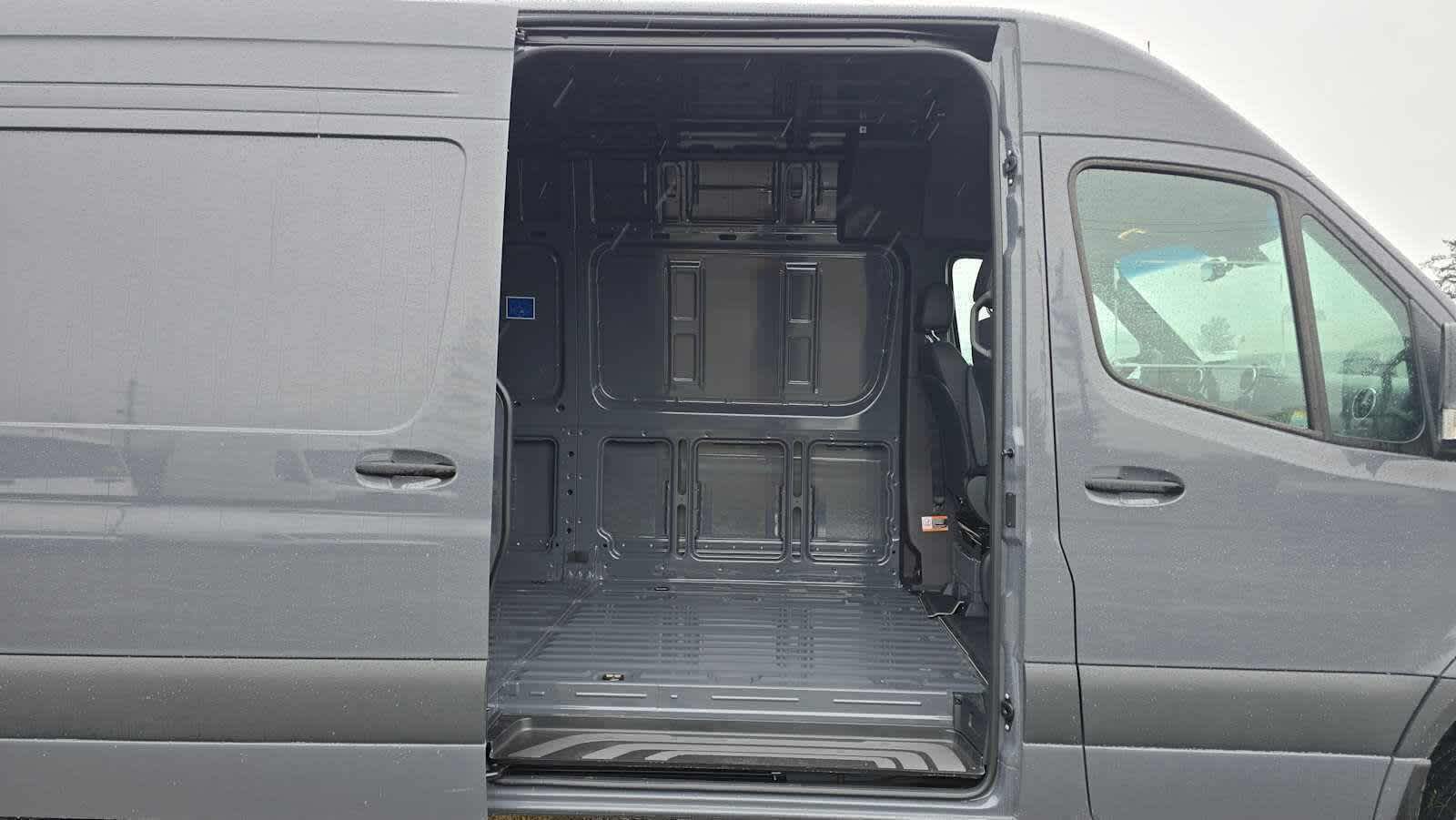 2026 Mercedes-Benz Sprinter 2500 High Roof I4 Diesel HO 170 AWD