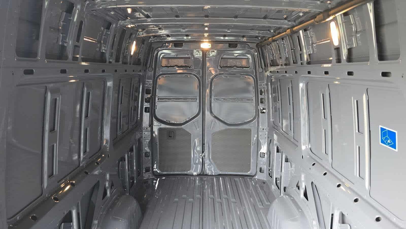 2026 Mercedes-Benz Sprinter 2500 High Roof I4 Diesel HO 170 AWD