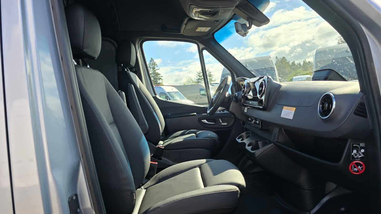 2026 Mercedes-Benz Sprinter 2500 High Roof I4 Diesel HO 170 AWD