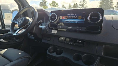 2026 Mercedes-Benz Sprinter 2500 High Roof I4 Diesel HO 170 AWD