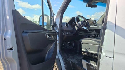 2026 Mercedes-Benz Sprinter 2500 High Roof I4 Diesel HO 170 AWD