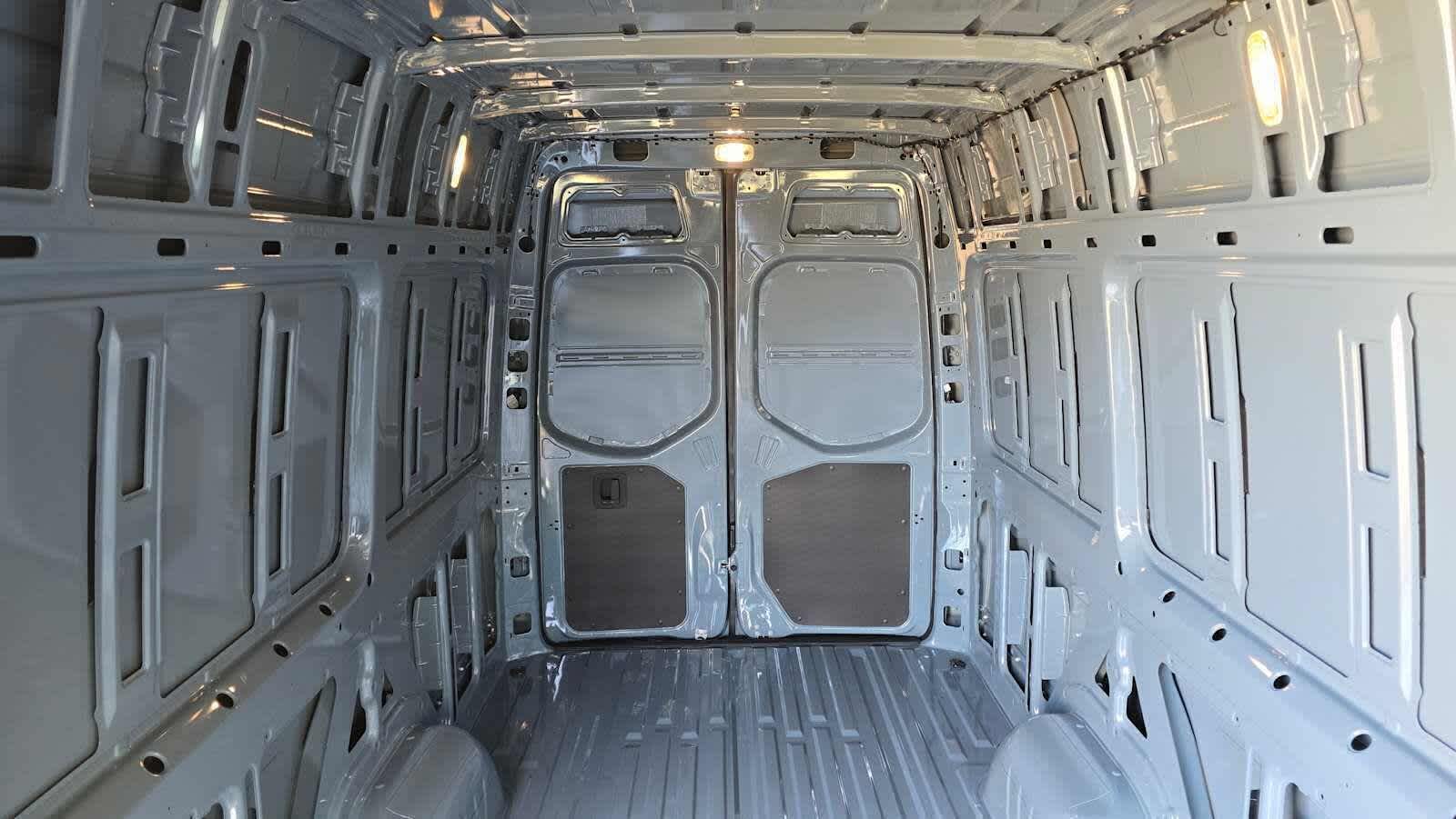 2026 Mercedes-Benz Sprinter 2500 High Roof I4 Diesel HO 170 AWD