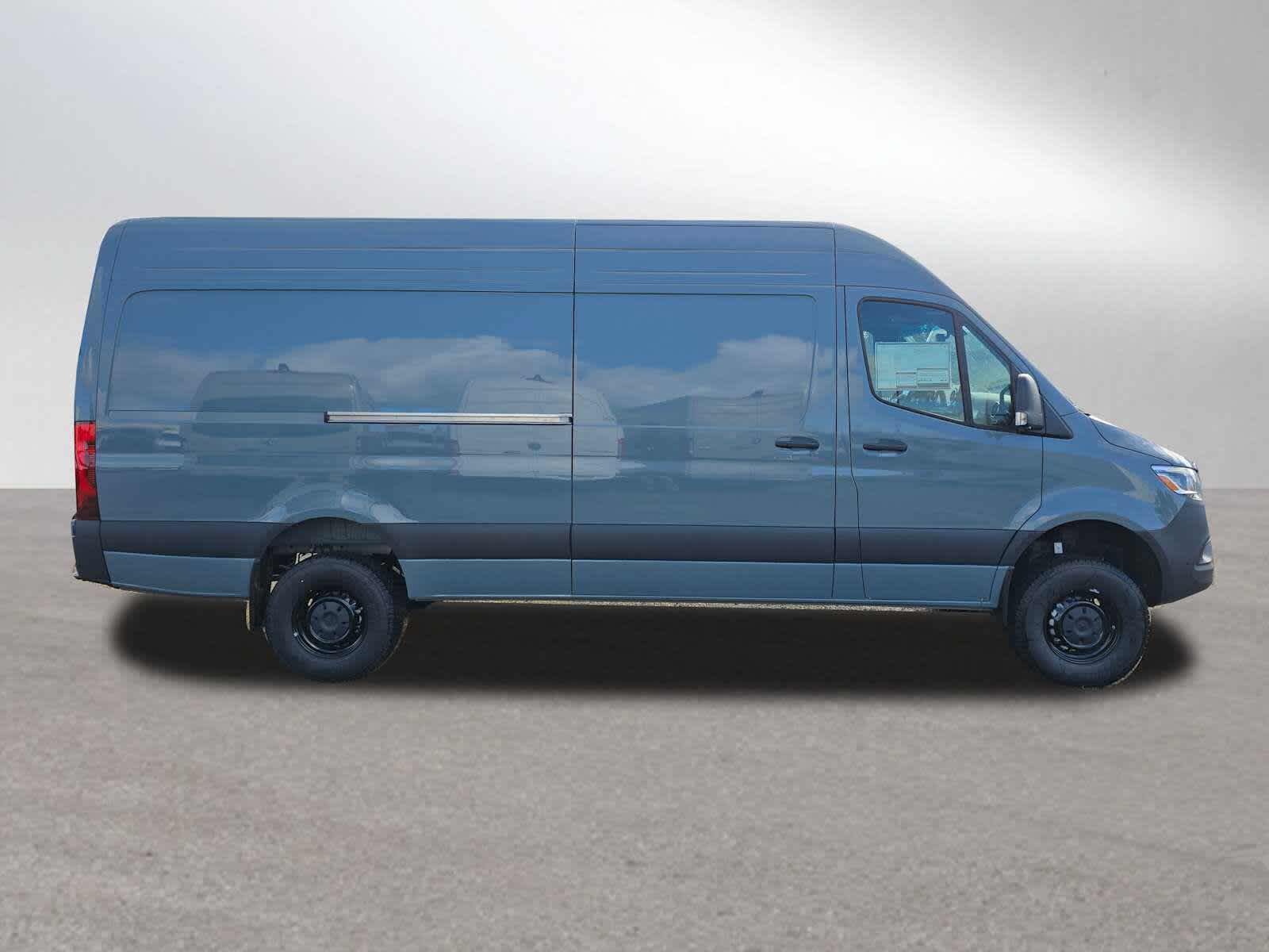 2026 Mercedes-Benz Sprinter 2500 High Roof I4 Diesel HO 170 AWD