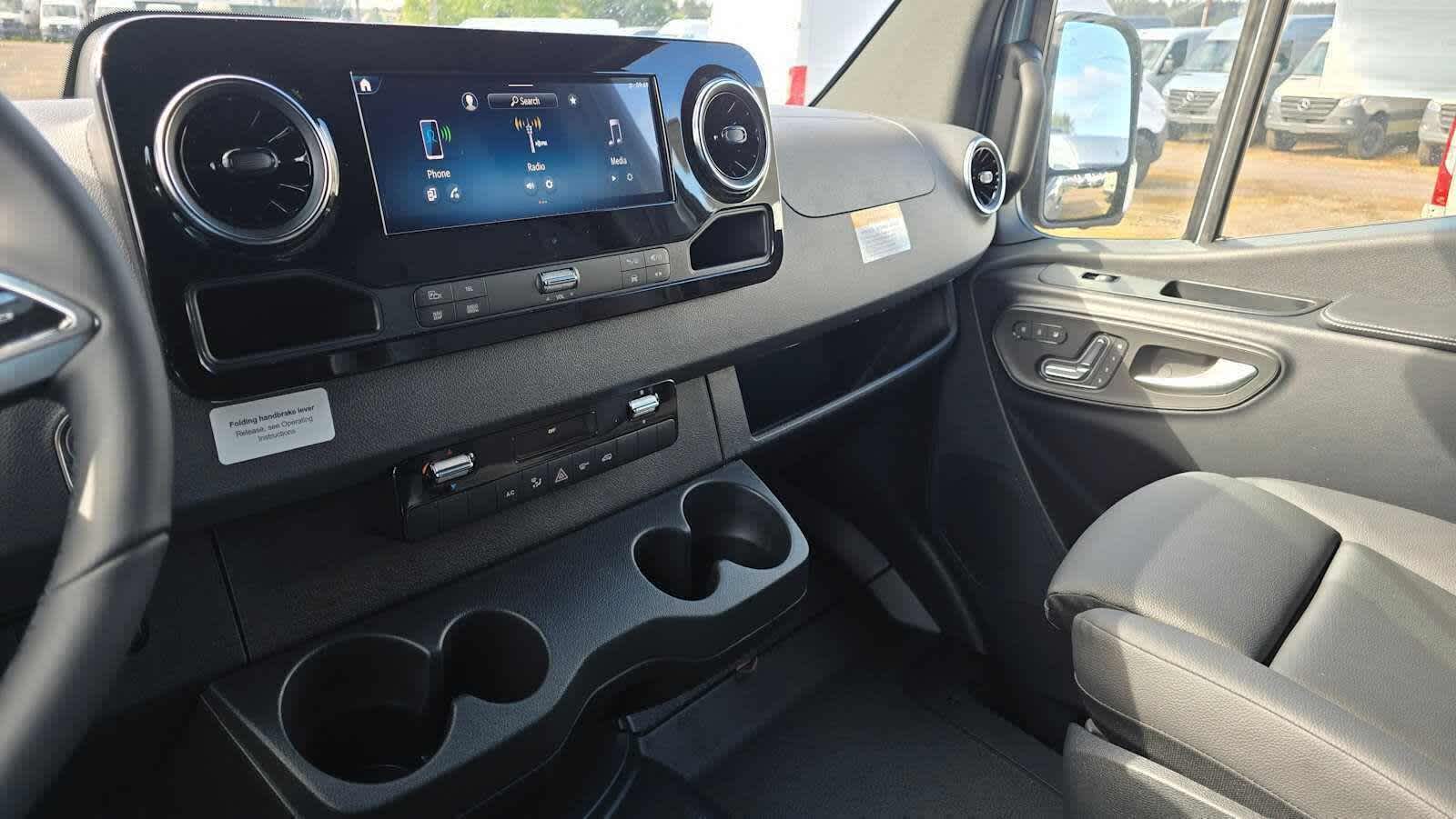 2026 Mercedes-Benz Sprinter 2500 High Roof I4 Diesel HO 170 AWD