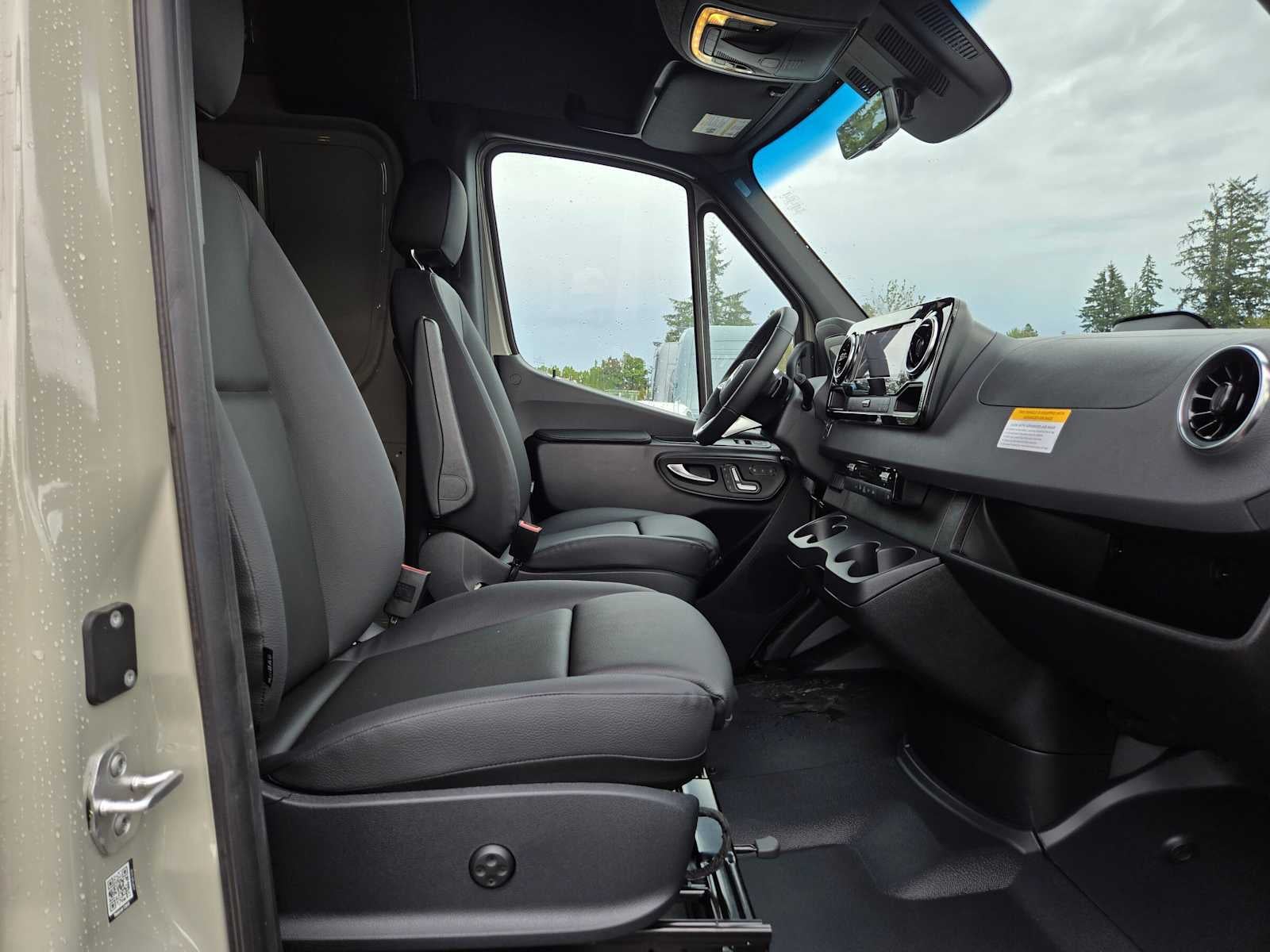 2026 Mercedes-Benz Sprinter Cargo 2500 High Roof I4 Diesel HO 170 AWD