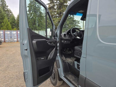 2026 Mercedes-Benz Sprinter Cargo 2500 High Roof I4 Diesel HO 170 AWD