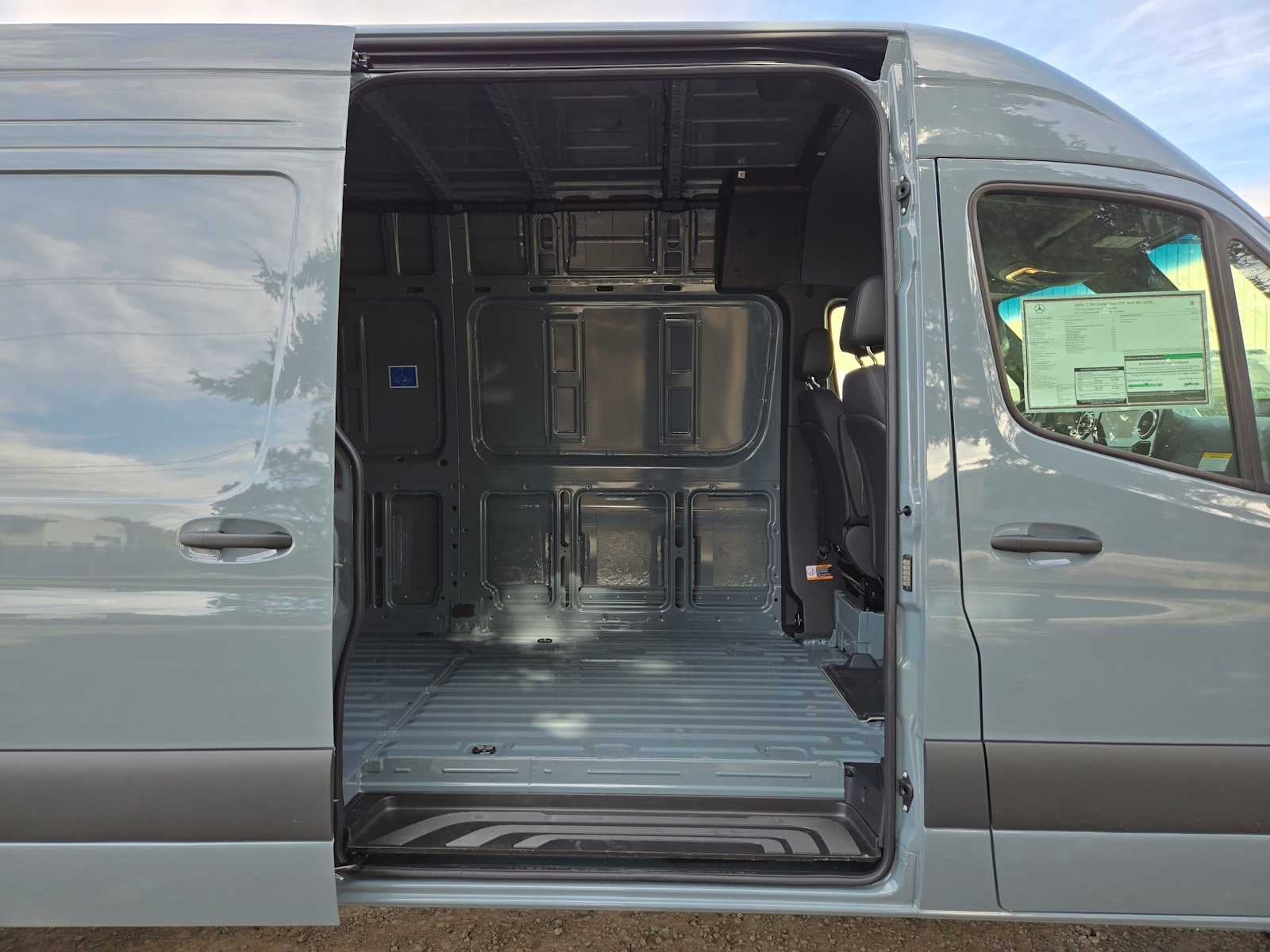 2026 Mercedes-Benz Sprinter Cargo 2500 High Roof I4 Diesel HO 170 AWD