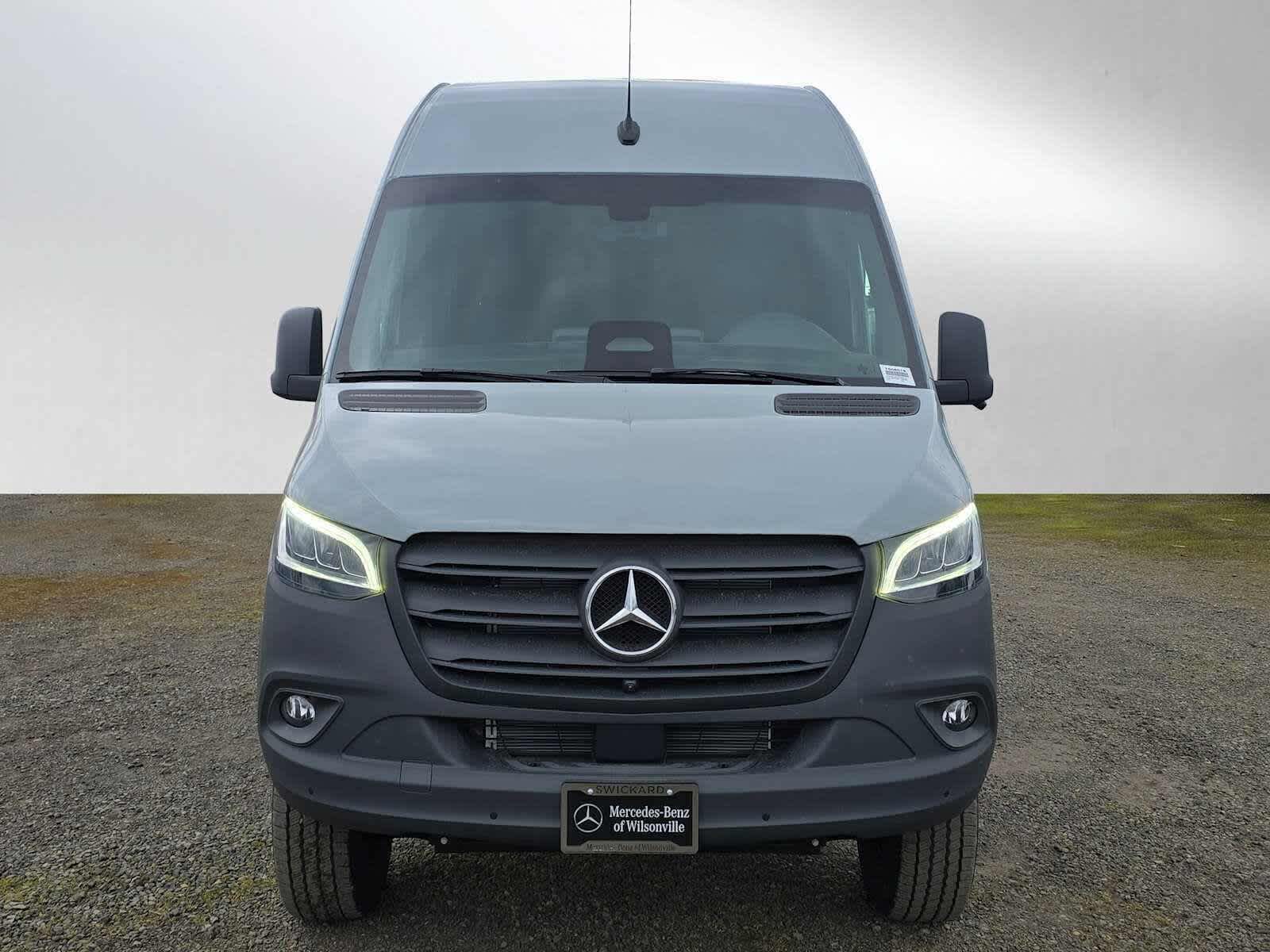 2026 Mercedes-Benz Sprinter 2500 High Roof I4 Diesel HO 170 AWD
