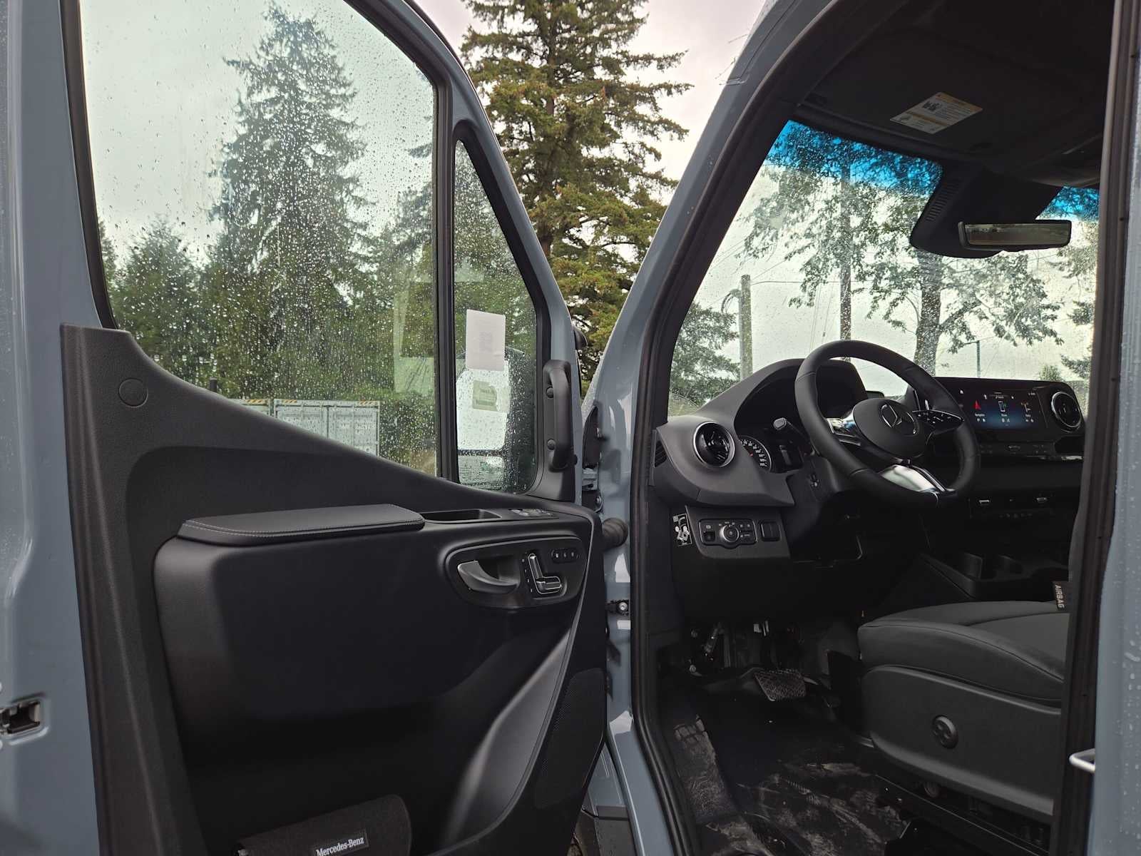 2026 Mercedes-Benz Sprinter Cargo 2500 High Roof I4 Diesel HO 170 AWD