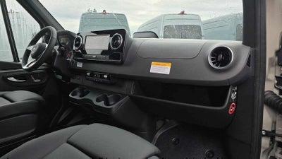 2026 Mercedes-Benz Sprinter 2500 High Roof I4 Diesel HO 170 AWD