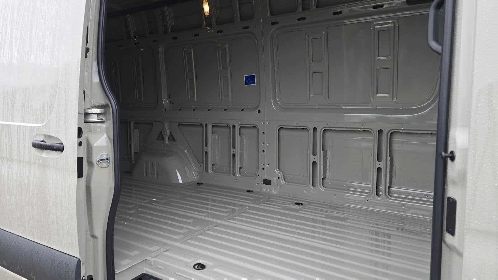 2026 Mercedes-Benz Sprinter 2500 High Roof I4 Diesel HO 170 AWD