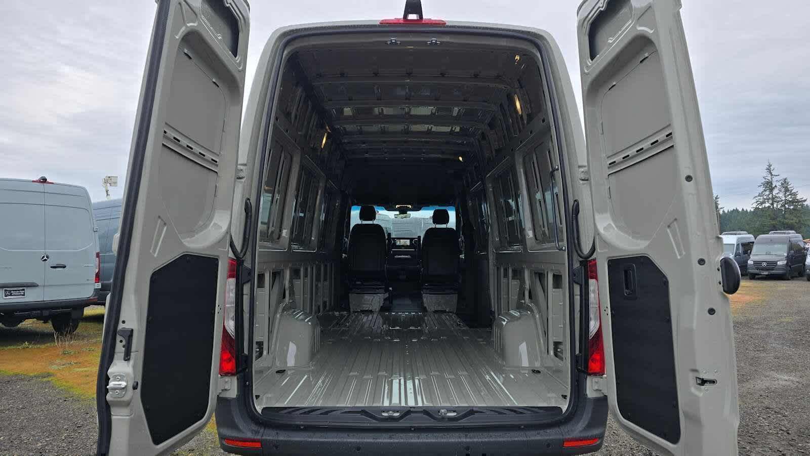 2026 Mercedes-Benz Sprinter 2500 High Roof I4 Diesel HO 170 AWD