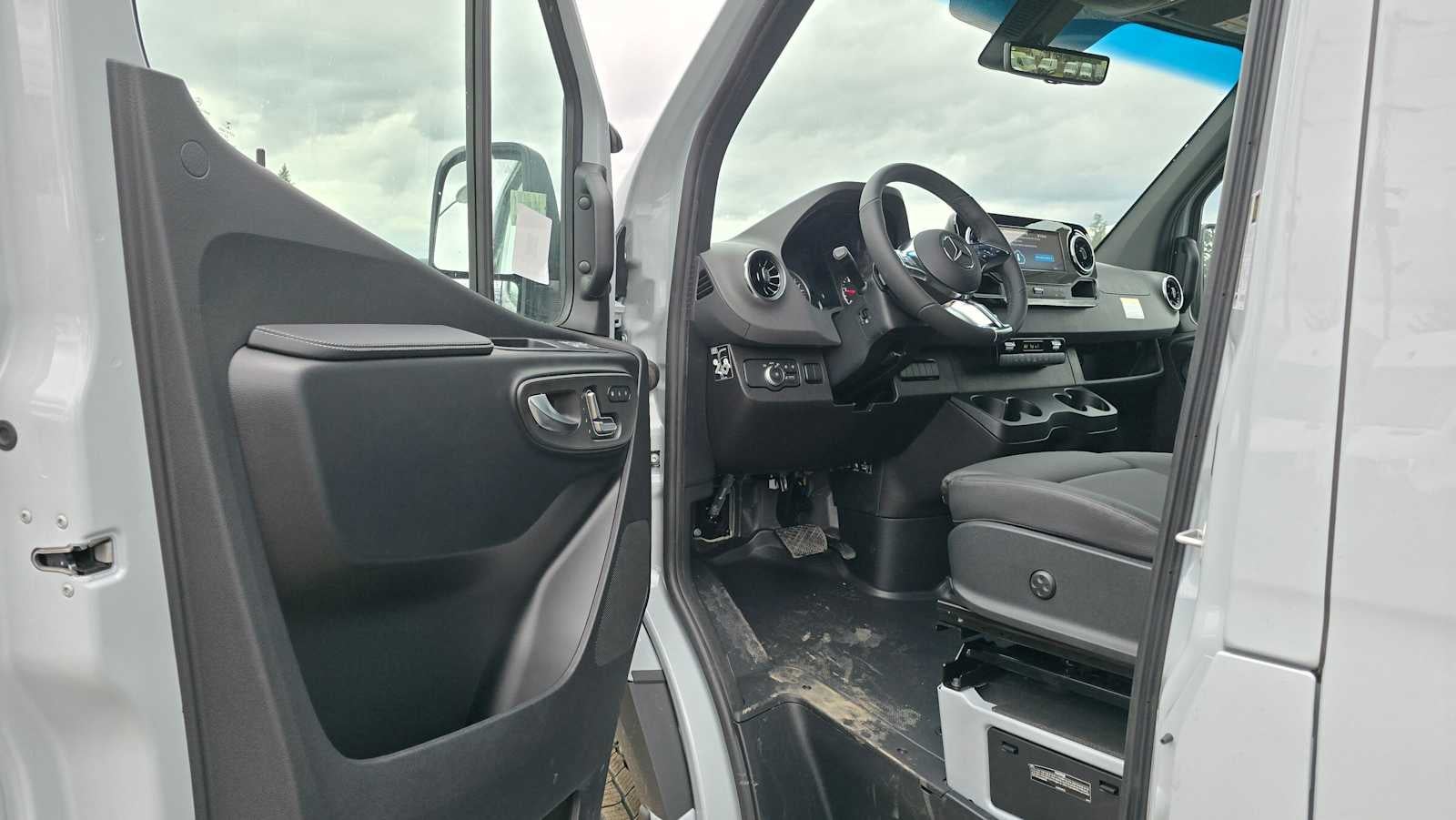 2026 Mercedes-Benz Sprinter 2500 High Roof I4 Diesel HO 170" AWD