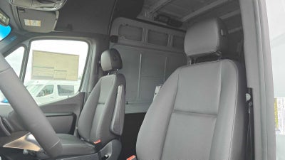 2026 Mercedes-Benz Sprinter 2500 High Roof I4 Diesel HO 170" AWD