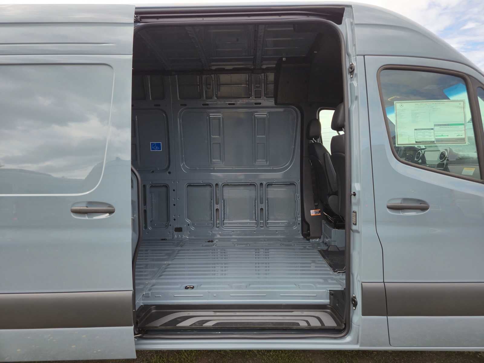 2026 Mercedes-Benz Sprinter Cargo 2500 High Roof I4 Diesel HO 170 AWD