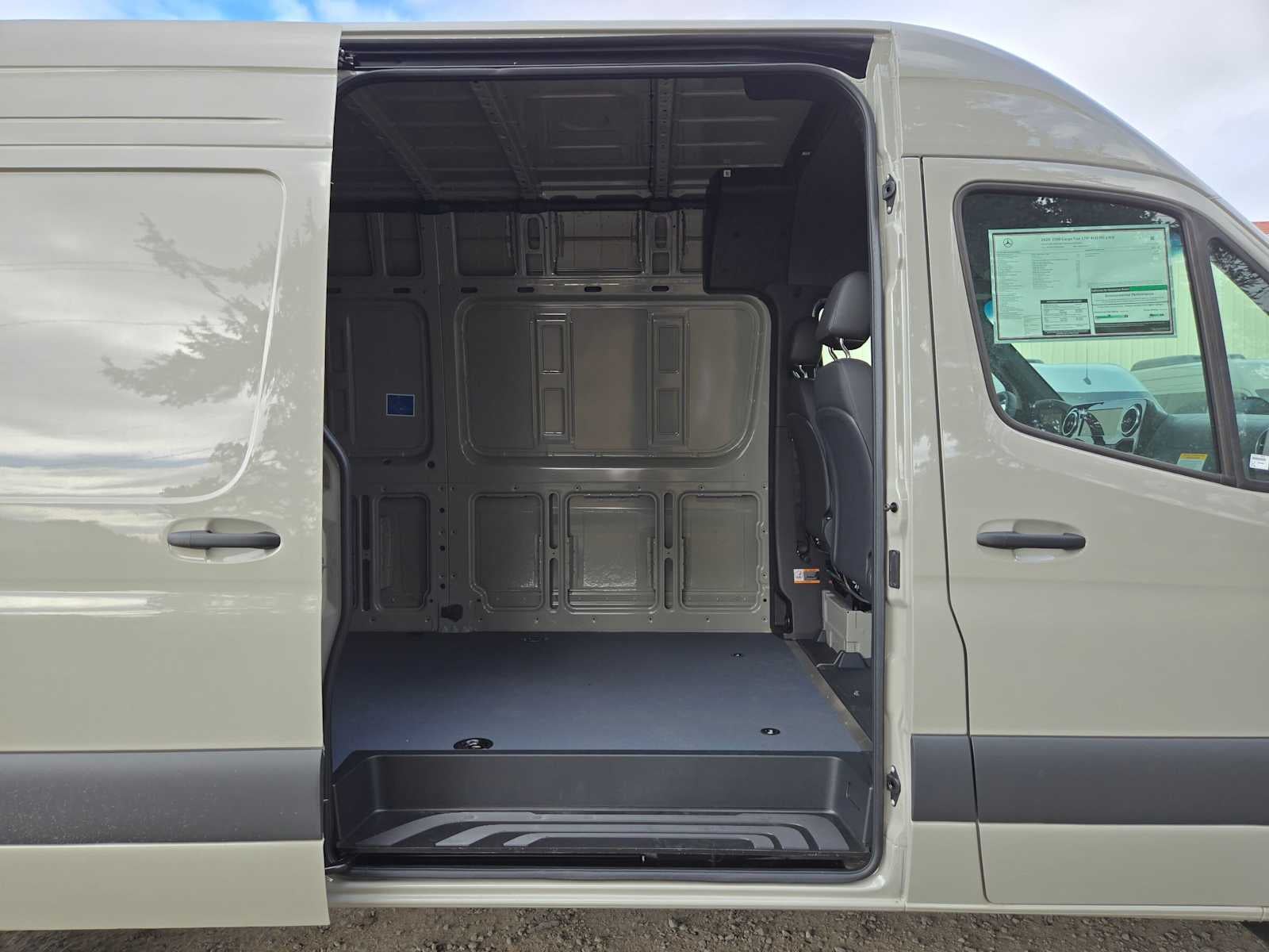 2026 Mercedes-Benz Sprinter Cargo 2500 High Roof I4 Diesel HO 170 AWD