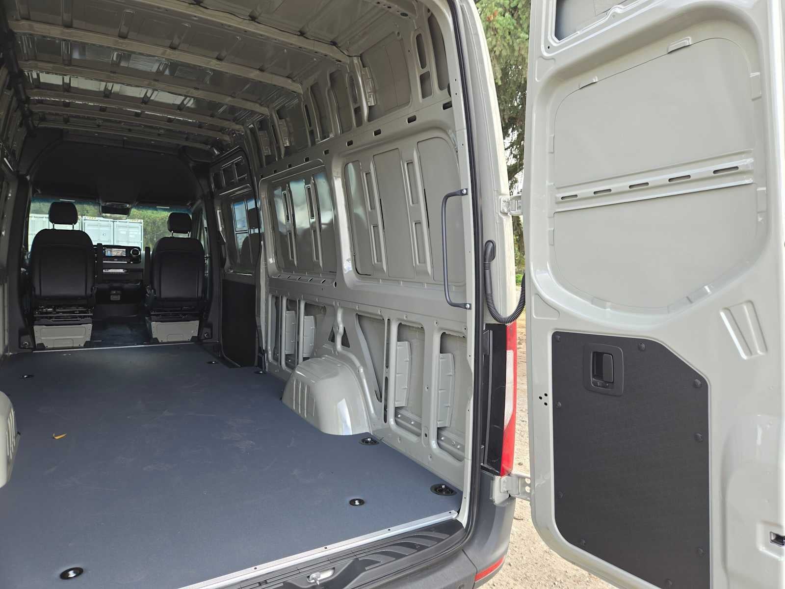 2026 Mercedes-Benz Sprinter Cargo 2500 High Roof I4 Diesel HO 170 AWD