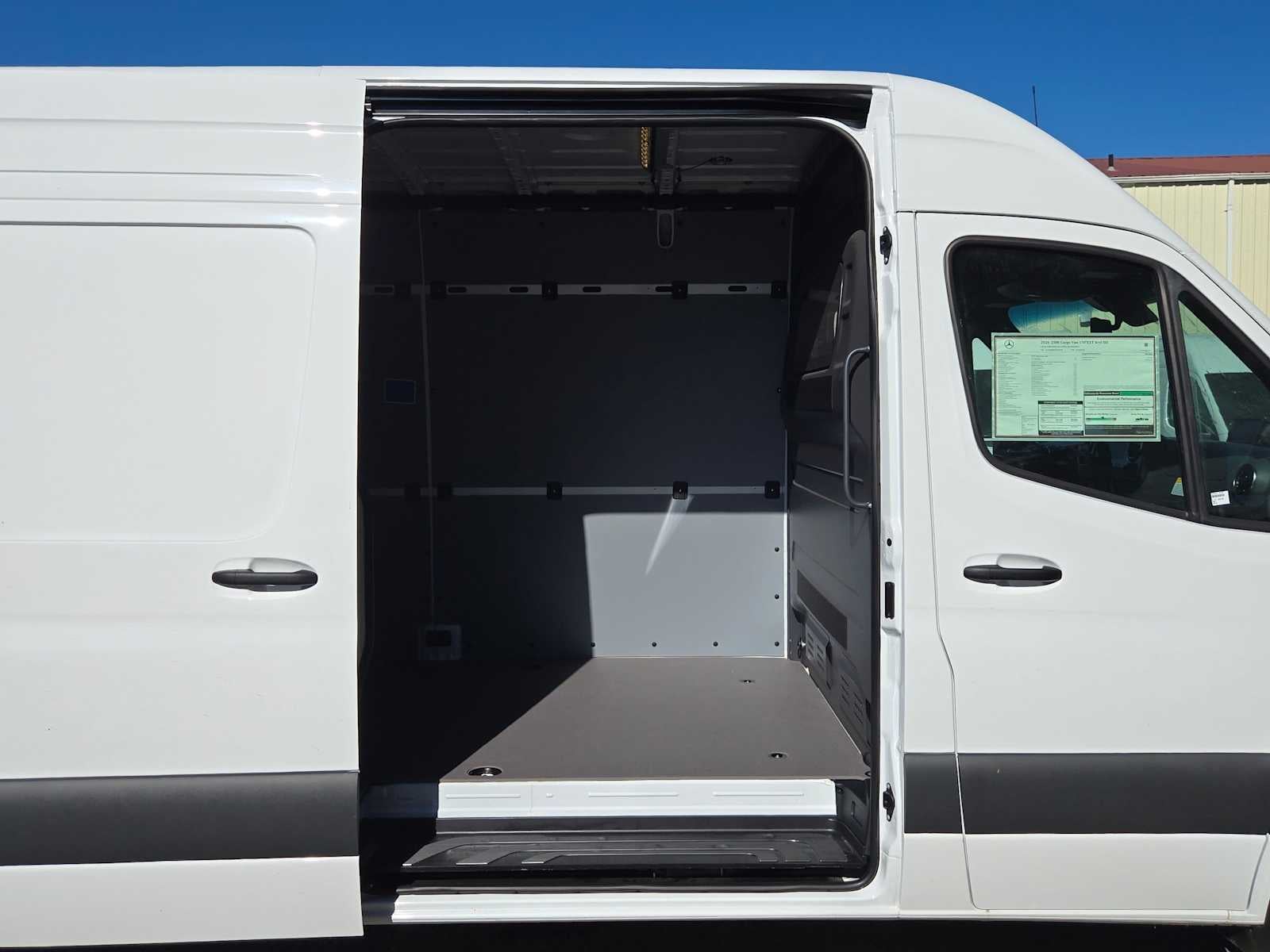 2026 Mercedes-Benz Sprinter Cargo 2500 High Roof I4 Diesel HO 170 Extended RWD