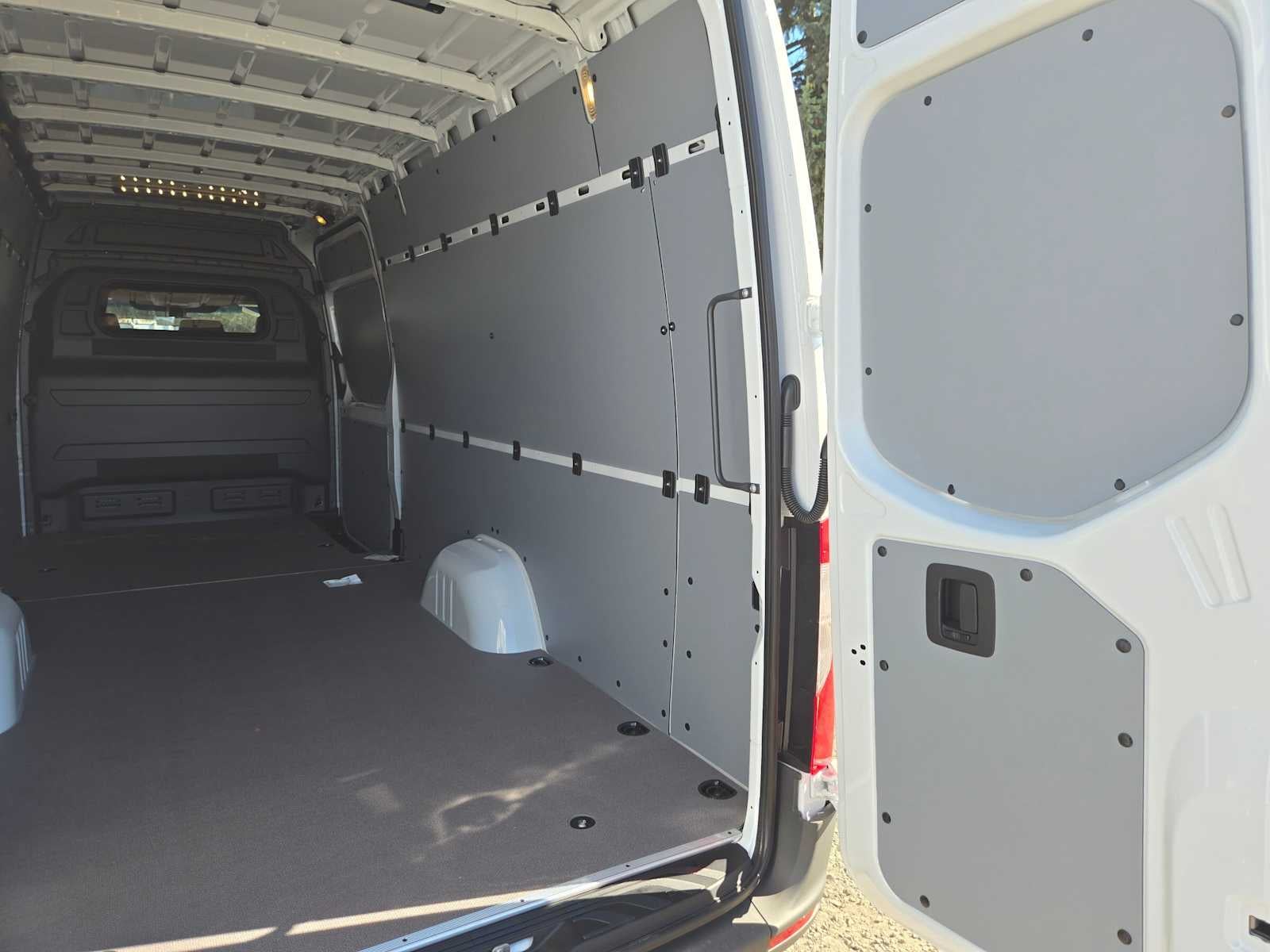 2026 Mercedes-Benz Sprinter Cargo 2500 High Roof I4 Diesel HO 170 Extended RWD