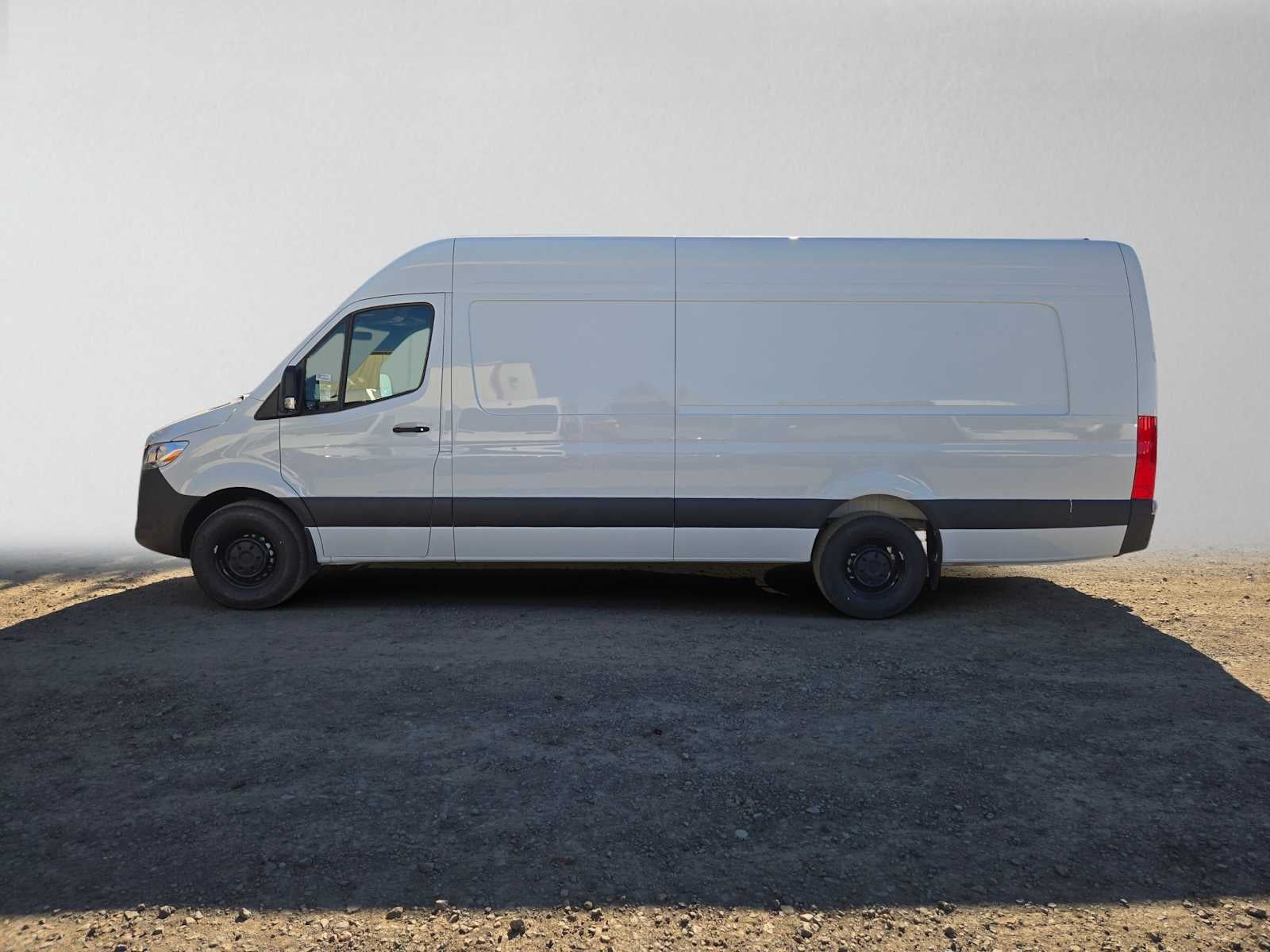 2026 Mercedes-Benz Sprinter Cargo 2500 High Roof I4 Diesel HO 170 Extended RWD