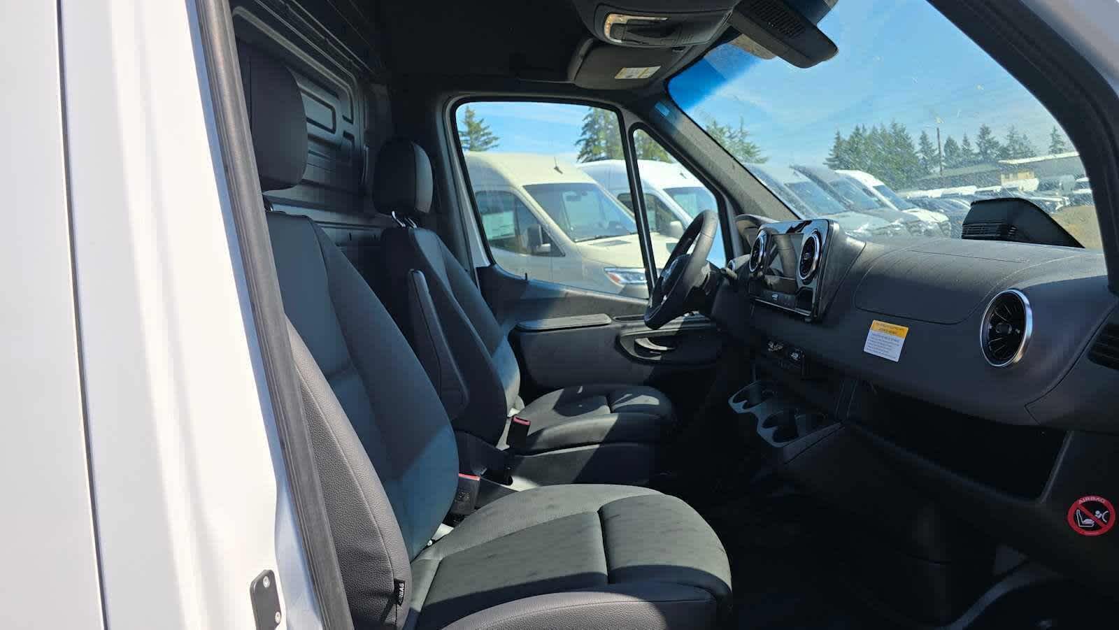 2026 Mercedes-Benz Sprinter Cargo Van 2500 High Roof I4 Diesel HO 170 Extended RWD