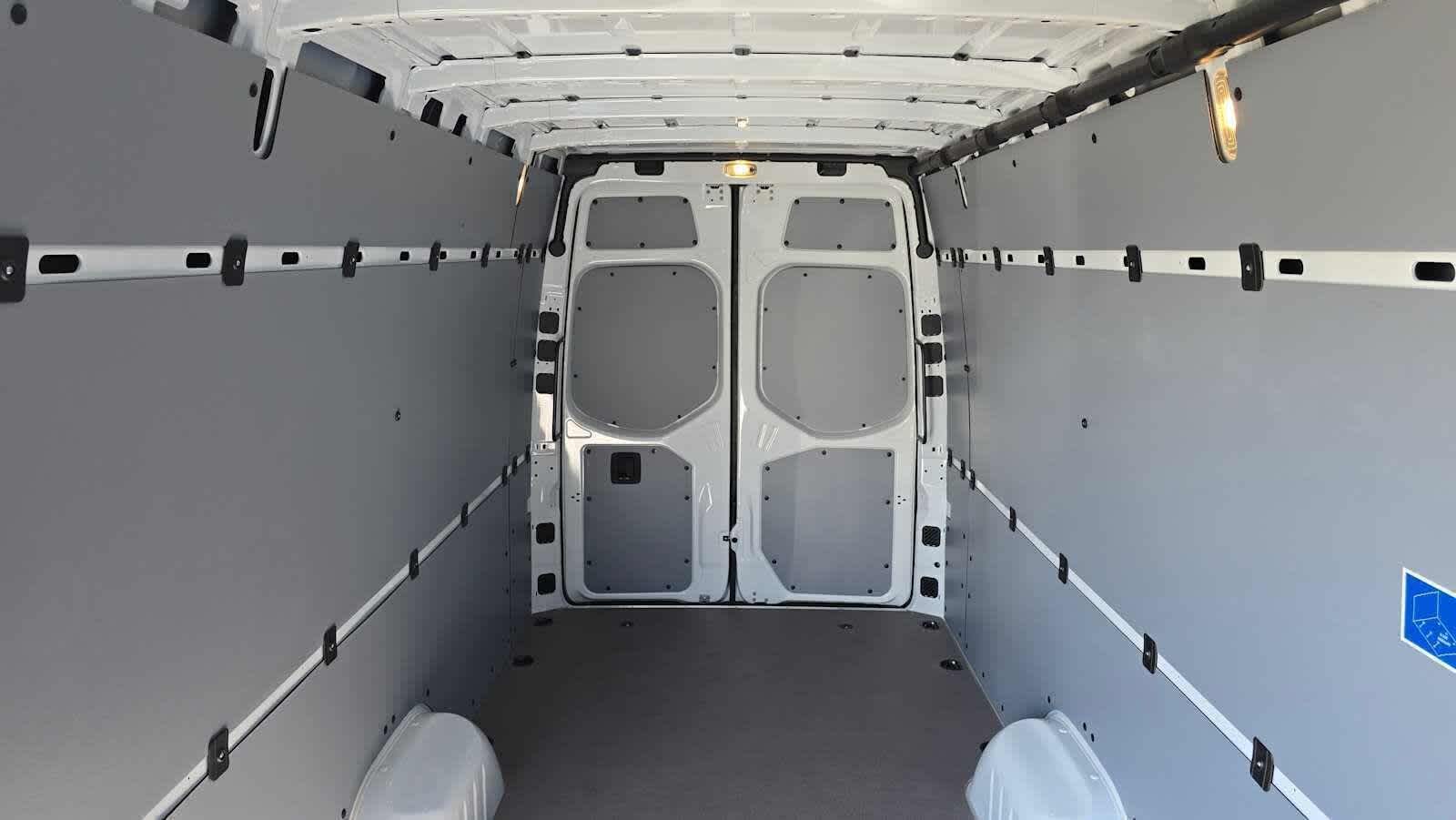 2026 Mercedes-Benz Sprinter Cargo Van 2500 High Roof I4 Diesel HO 170 Extended RWD