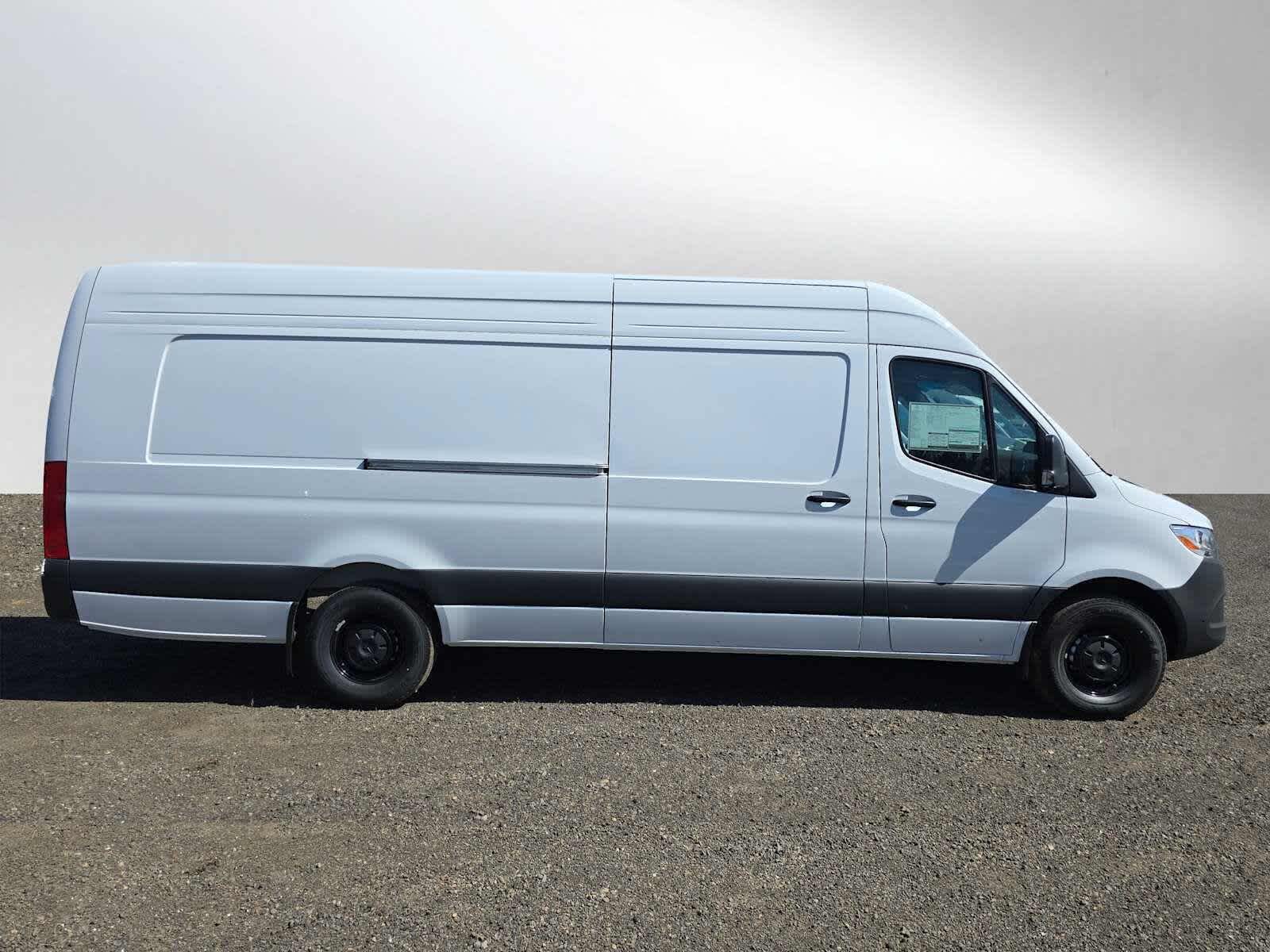 2026 Mercedes-Benz Sprinter Cargo Van 2500 High Roof I4 Diesel HO 170 Extended RWD