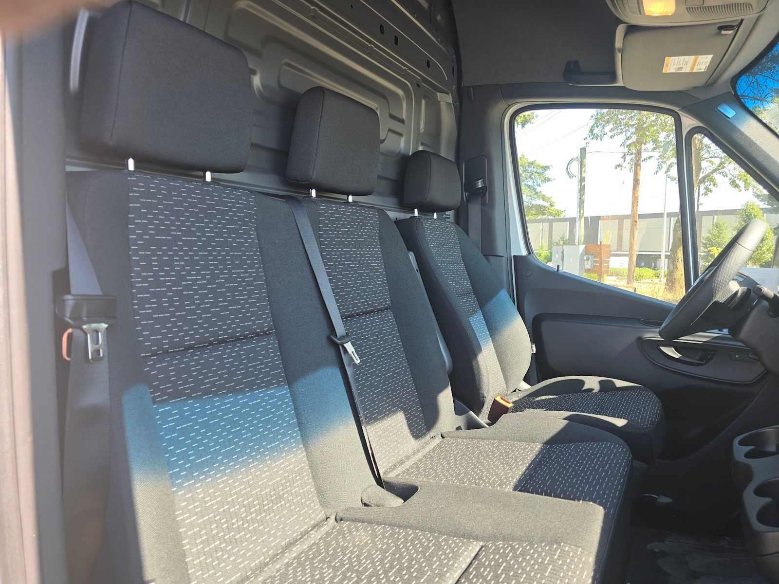 2026 Mercedes-Benz Sprinter Cargo 2500 High Roof I4 Diesel HO 170 Extended RWD